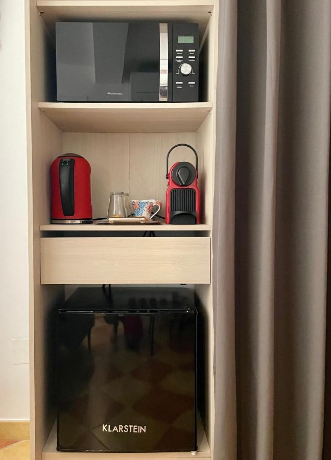 Pila & Bed Montpellier Centre Corum Comedie - Chambre Calme Climatisee - Quiet Air-Conditioned Room Bagian luar foto